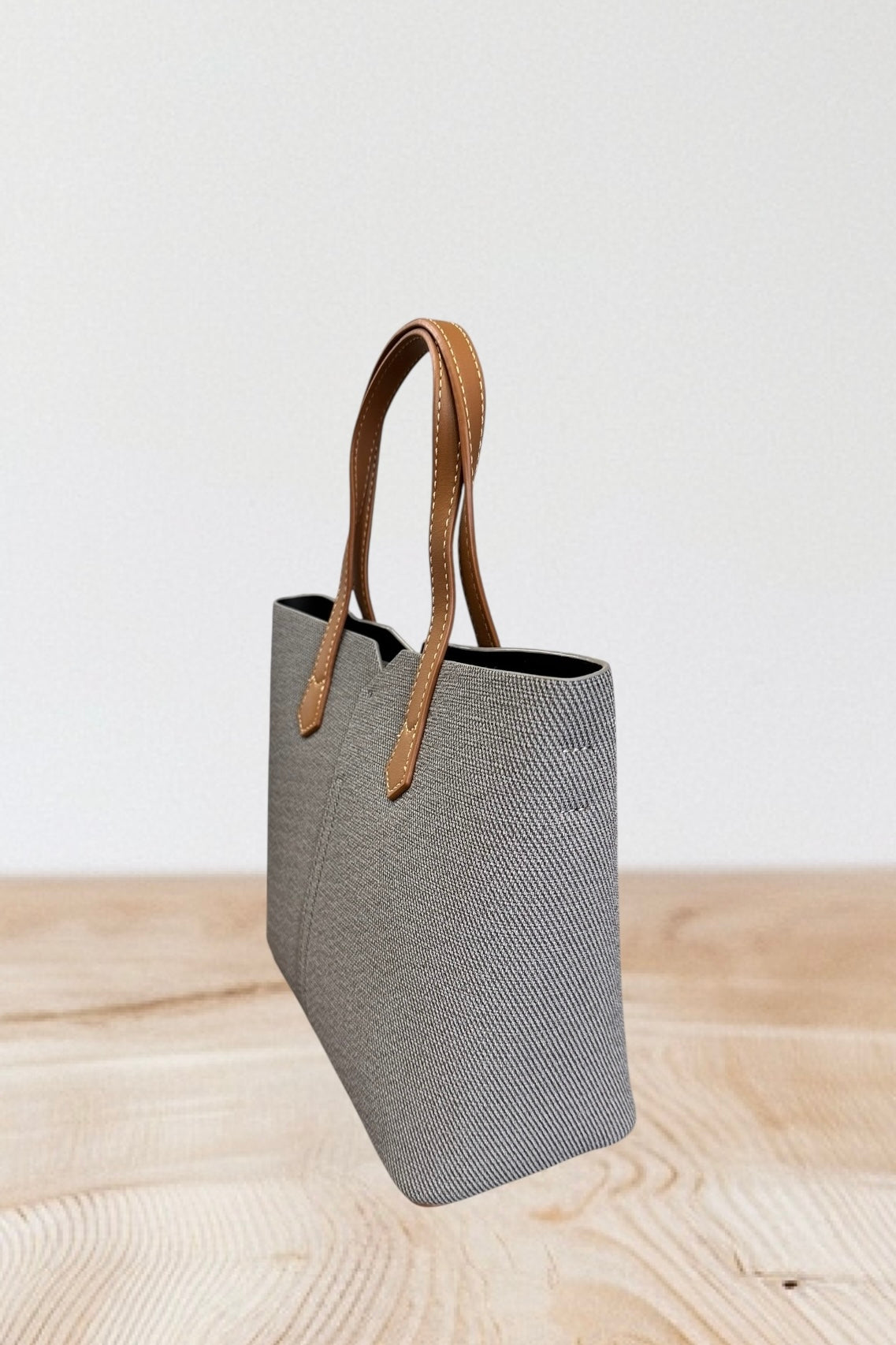 Charizma - Τσάντα Χειρός, Ώμου & Χιαστί σε Ανοιχτό Γκρι Υφασμάτινη Υφή με 2 Λαβές