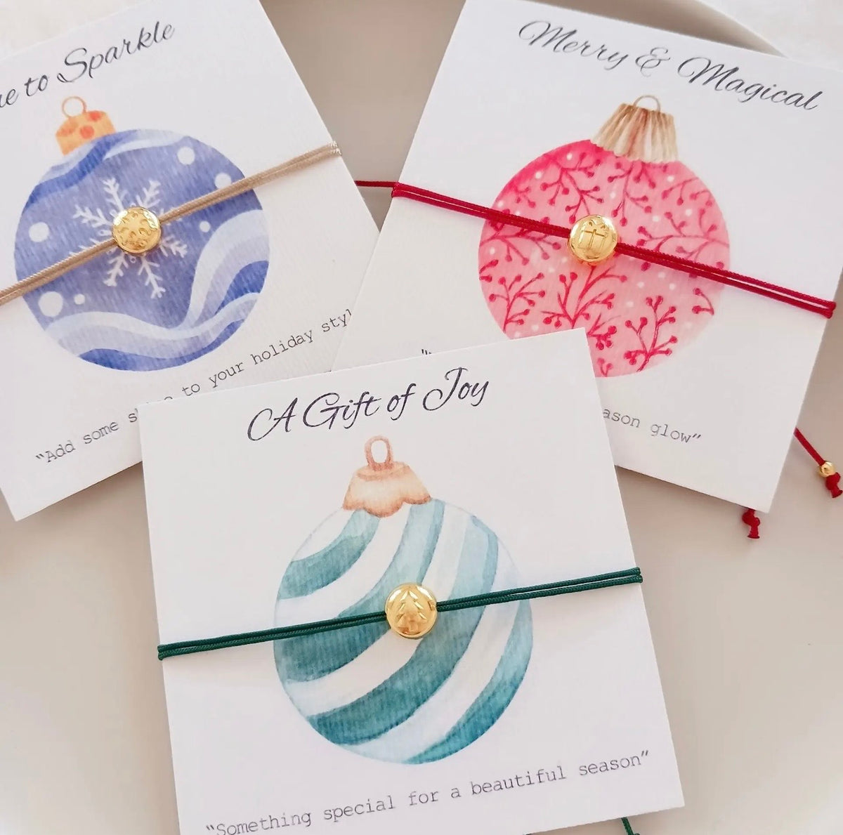 Queen Handmade Creations - Βραχιόλι Χιονοστιβάδα με Χρυσό Επιχρυσωμένο Στοιχείο σε Κάρτα Δώρου