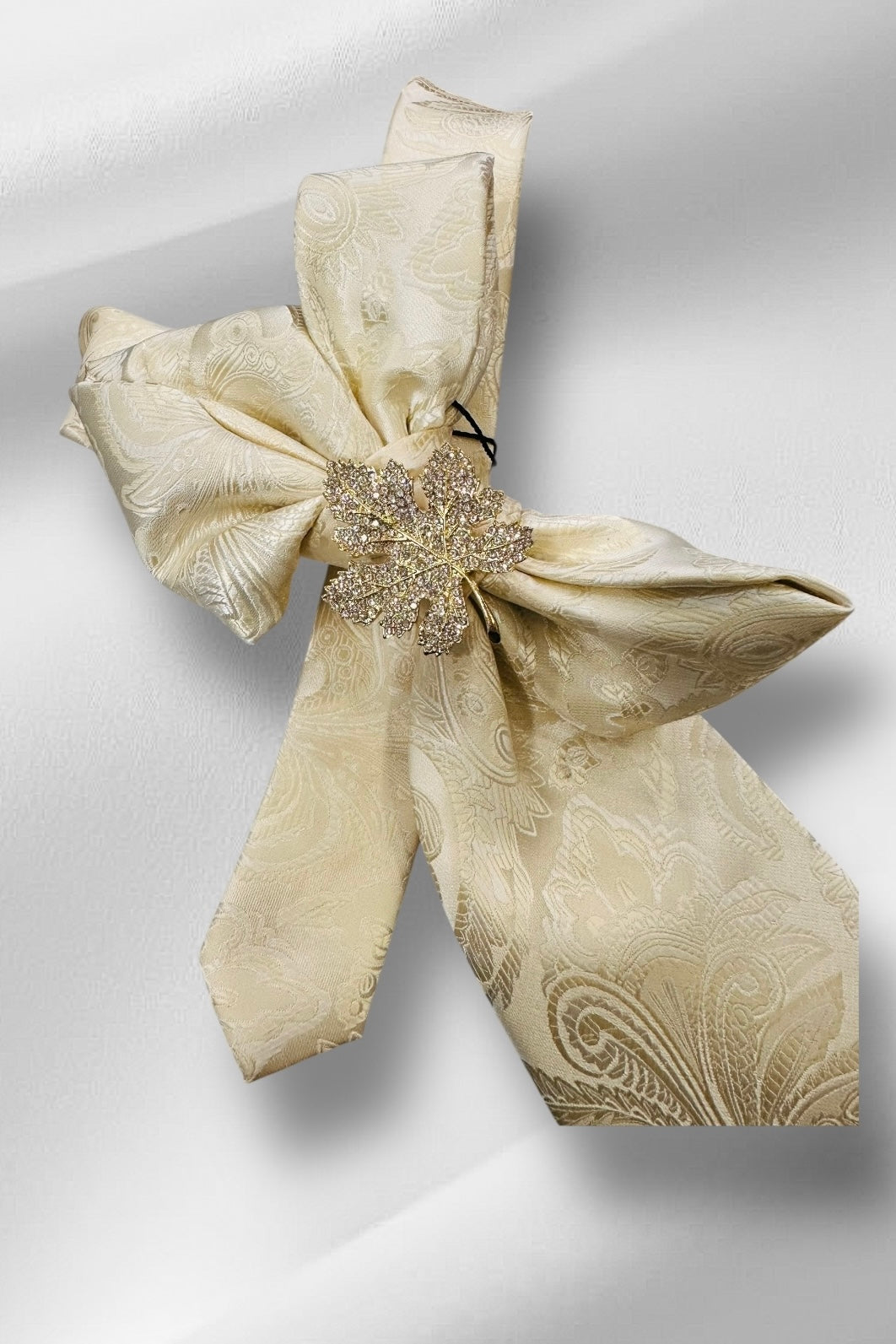 My Dandy- Ascot Necktie “Aurelia”