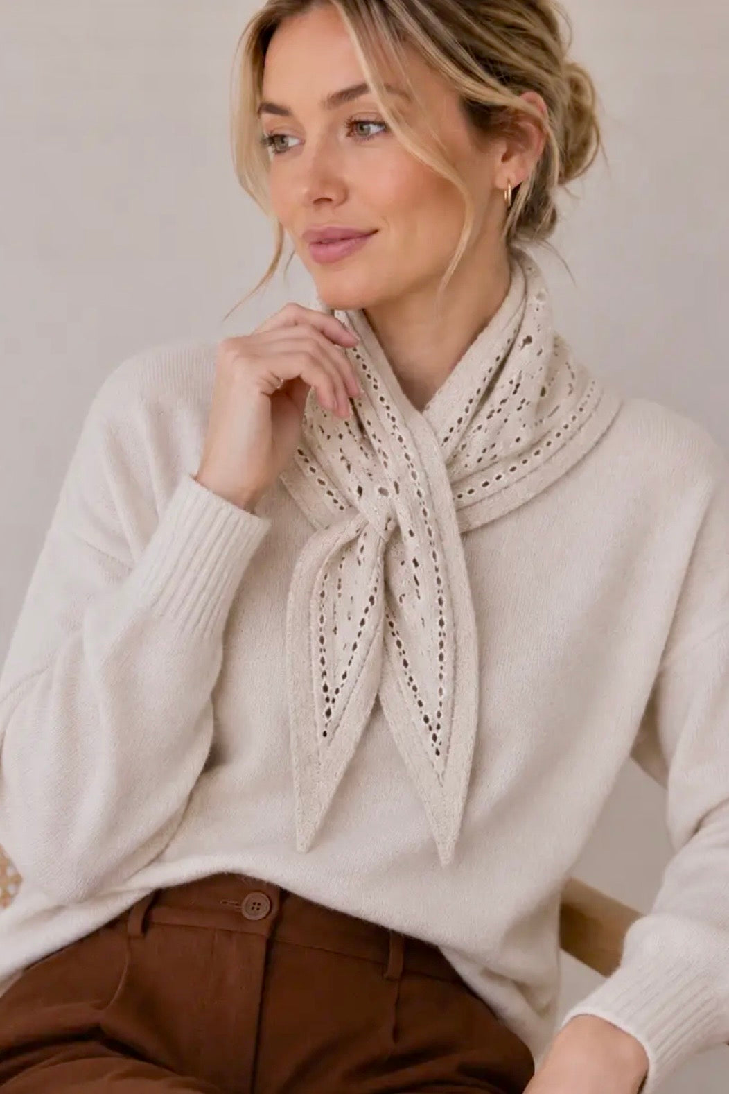 Lineta - Παχύ Τριγωνικό Μαντήλι Beige Bandana 102x36 cm