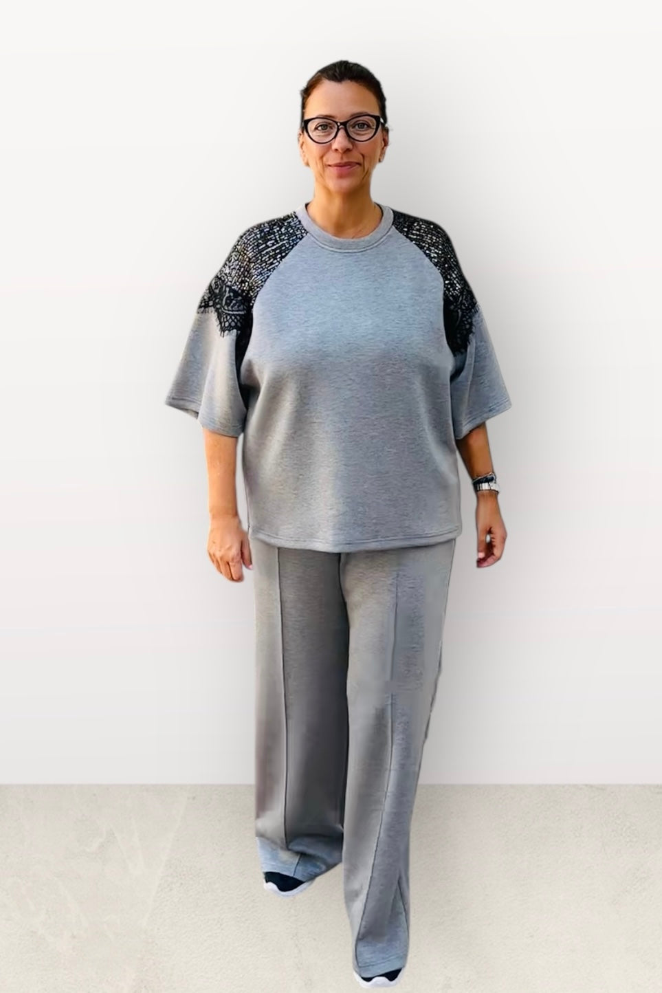 Figaro - Μπλούζα με Δαντέλα & Παγιέτα στους Ώμους Γκρι