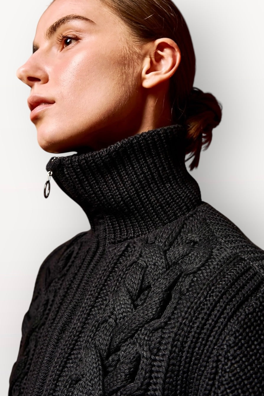 Tailor Made - Πλεκτό Ζιβάγκο Κοντό Μπουφάν με Φερμουάρ & Έντονη Πλέξη Μαύρο