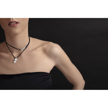 Ava88 - Ασημένιο 925 Unisex Κολιέ με Μοντέρνο Γλυπτό Μενταγιόν Moving Cross