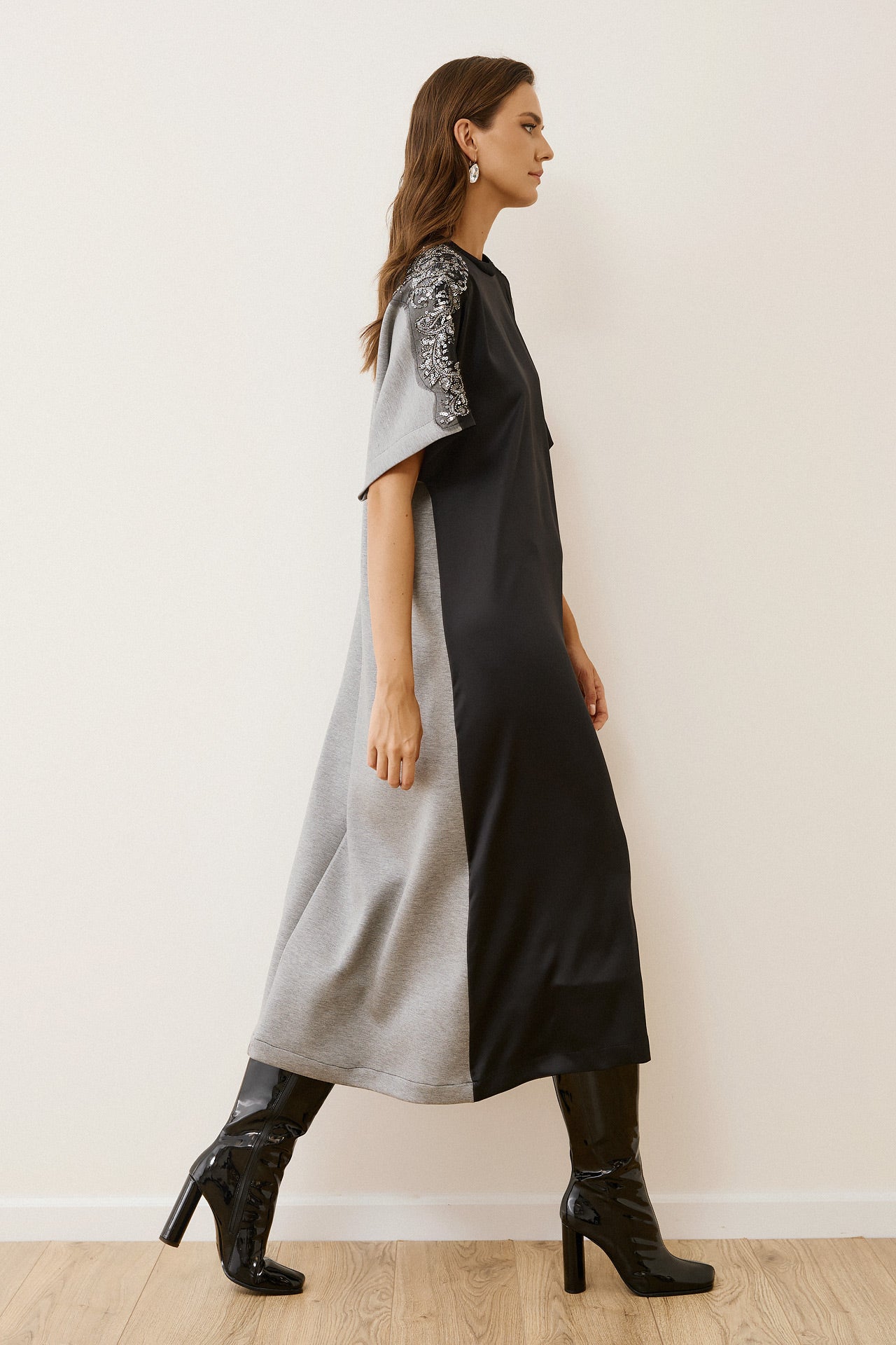 Eighty2 by Figaro - Μακρύ Φόρεμα με Δαντέλα & Πούλιες