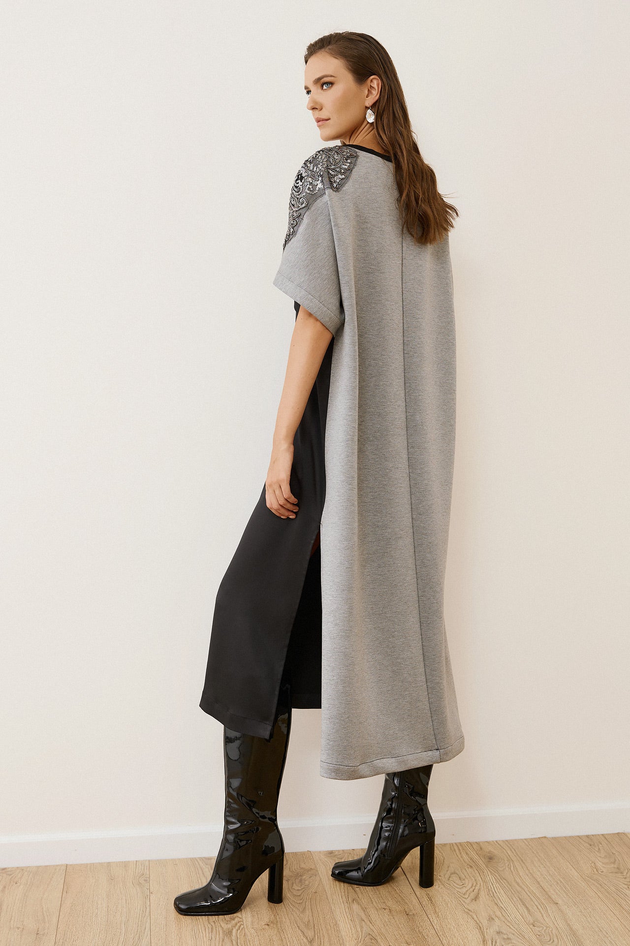 Eighty2 by Figaro - Μακρύ Φόρεμα με Δαντέλα & Πούλιες