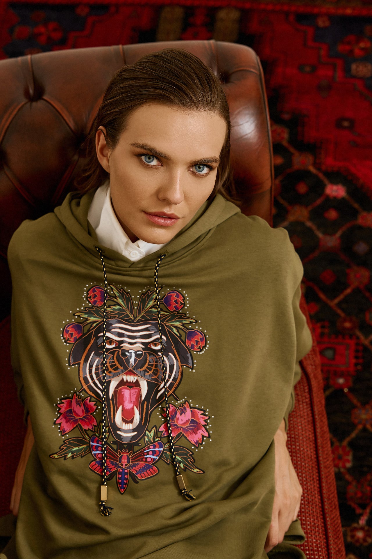 Eighty2 by Figaro - Φούτερ Oversized Χακί με Τύπωμα Τίγρη και Λουλούδια