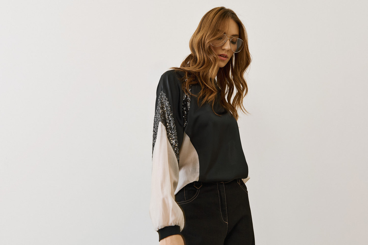 Figaro - Μπλούζα με Παγίετες