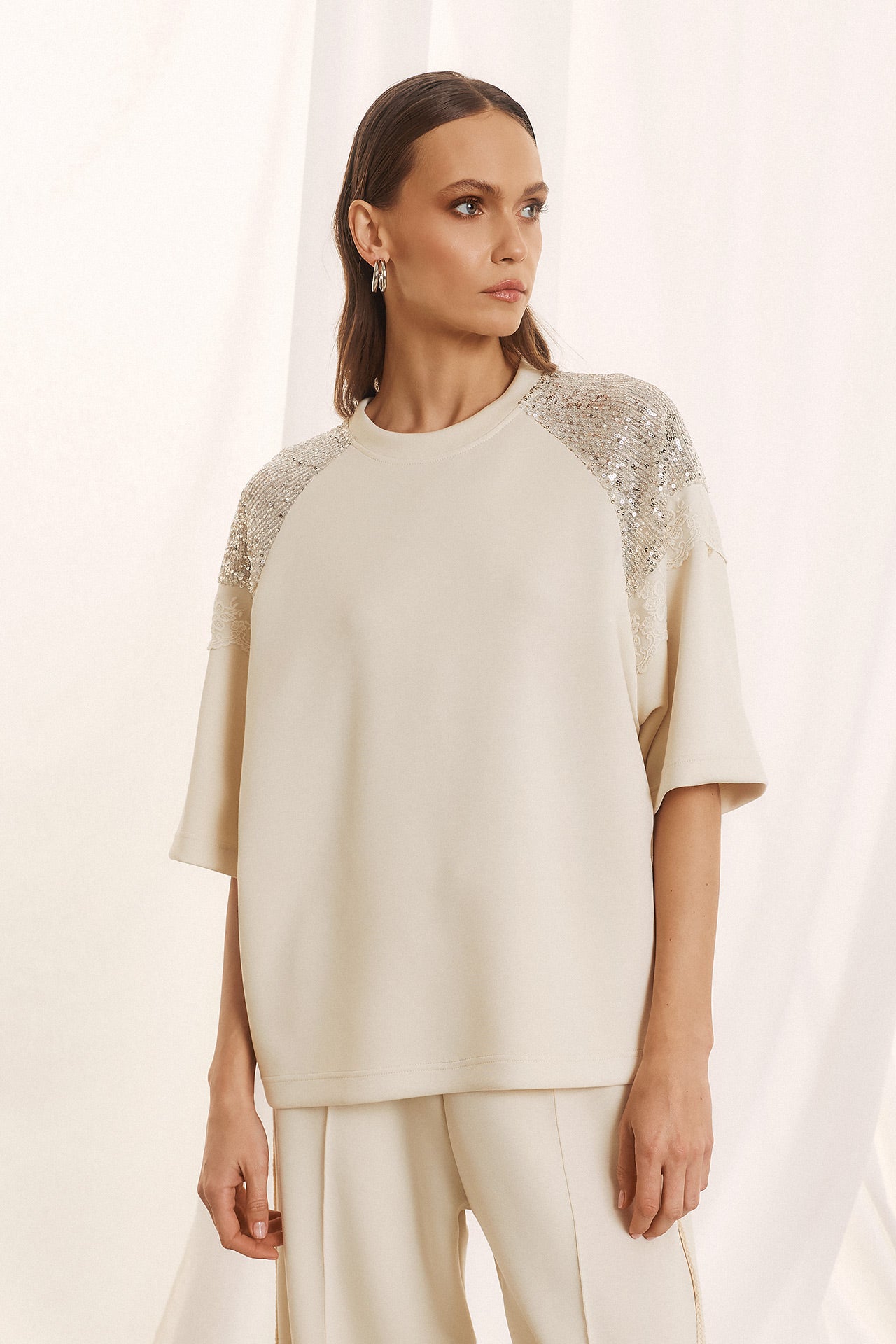 Figaro - Μπλούζα με Δαντέλα & Παγιέτες στους Ώμους Μπεζ