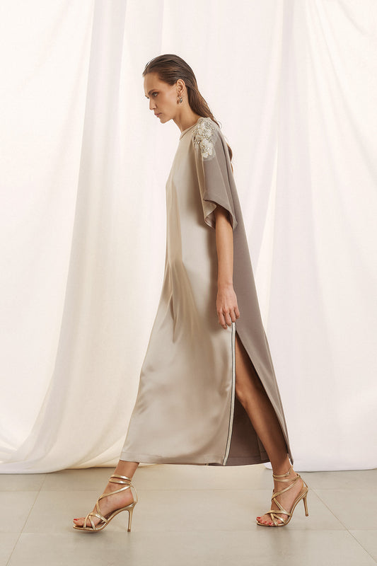 Eighty2 by Figaro - Μακρύ Φόρεμα με Δαντέλα & Πούλιες