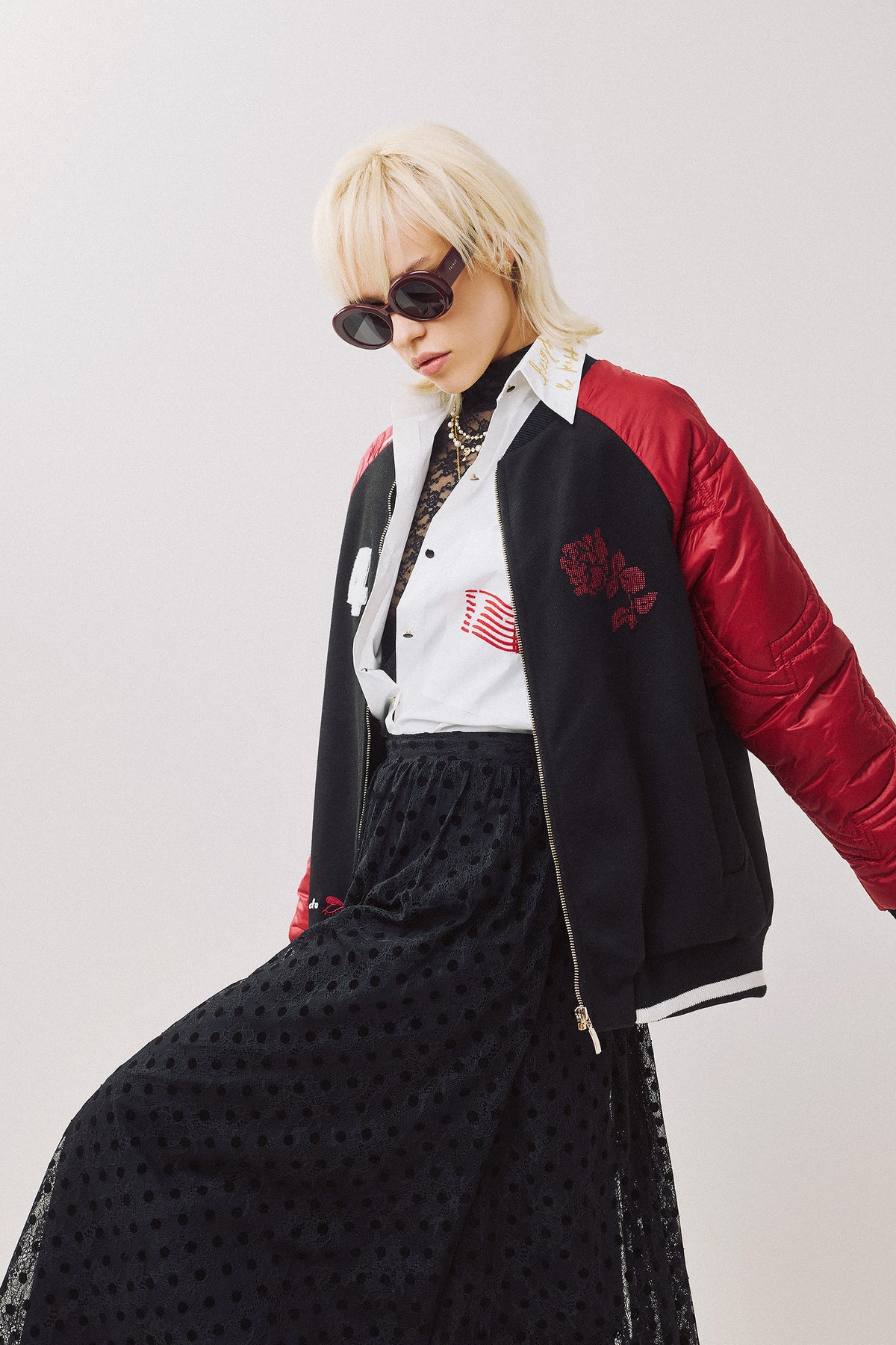Eighty2 by Figaro - Bomber Jacket με Καπιτονέ Μανίκια & Κεντημένη Πλάτη – Μαύρο/Μπορντό
