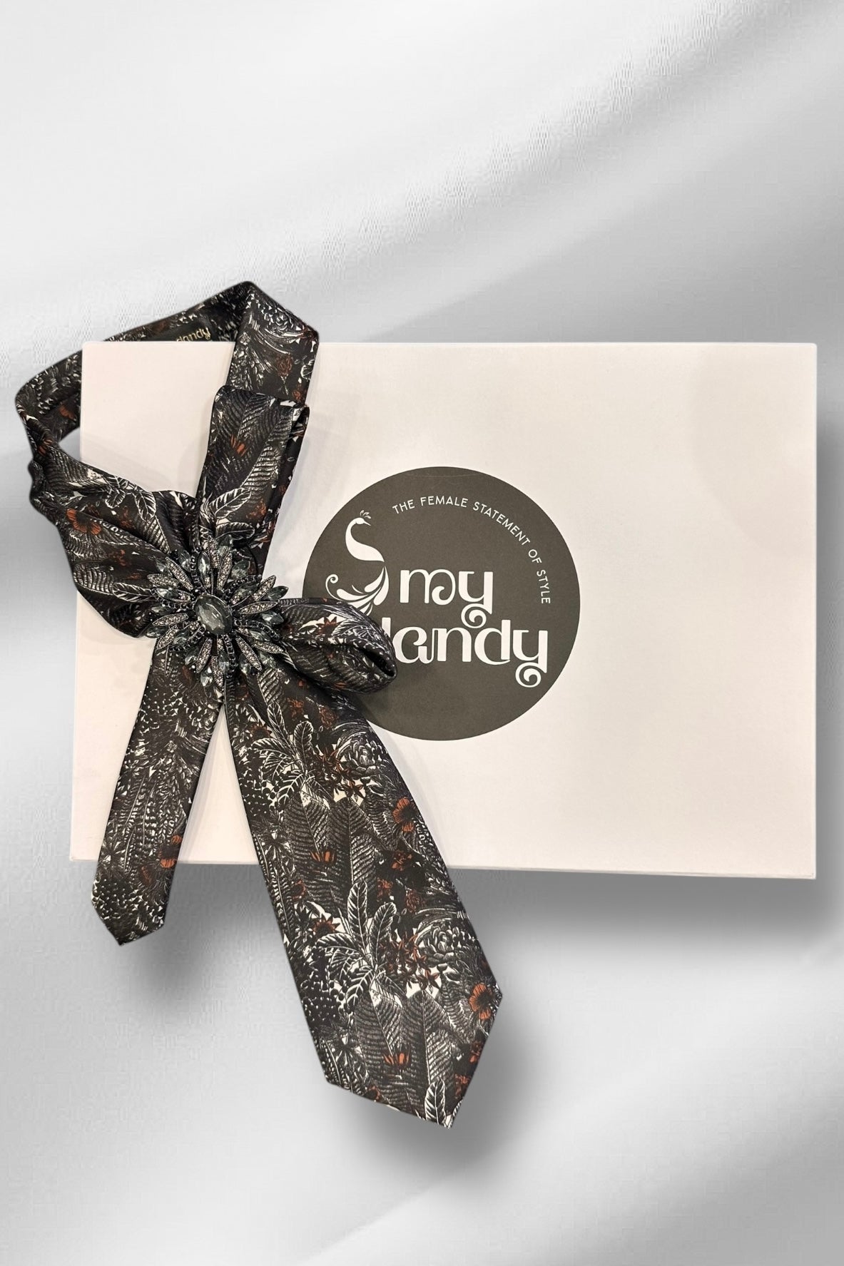 My Dandy- Ascot Necktie Autumn Whisper