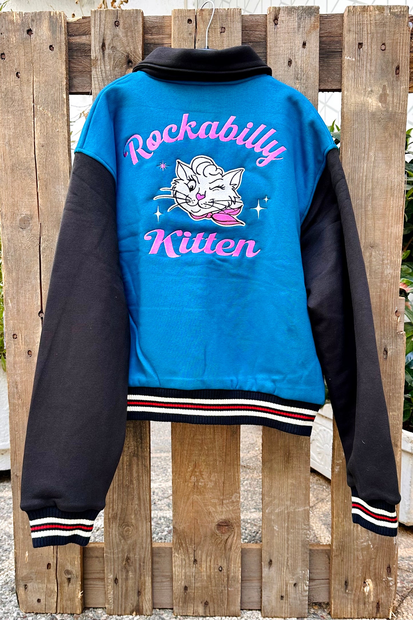 Queen Kerosin - Κολεγιακό Τζάκετ «Rockabilly Kitten» Κόκκινο