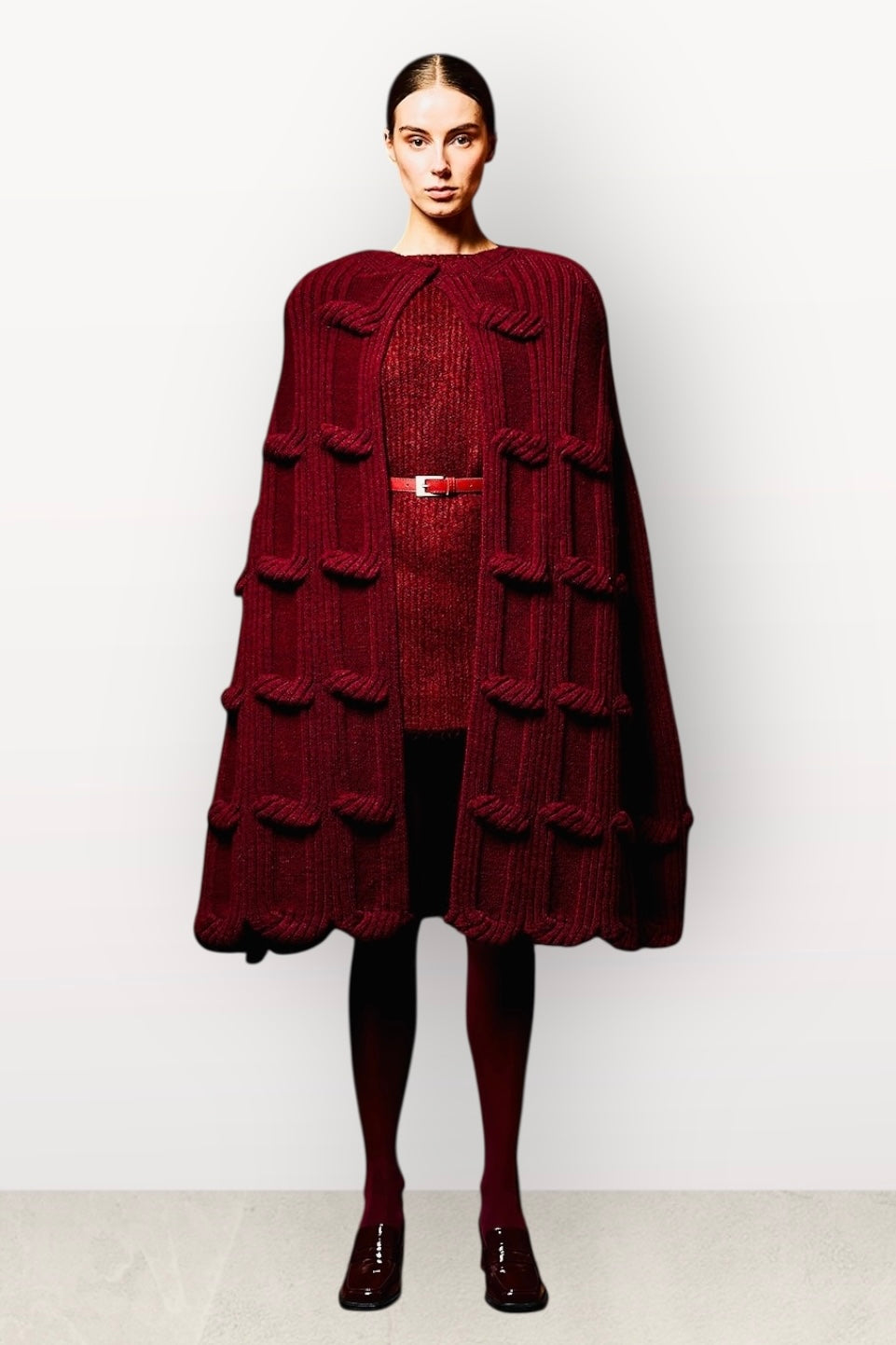 Tailor Made - Μακριά Kάπα Πλεκτή Premium Απαλή Υφή & Art-Details Μπορντό