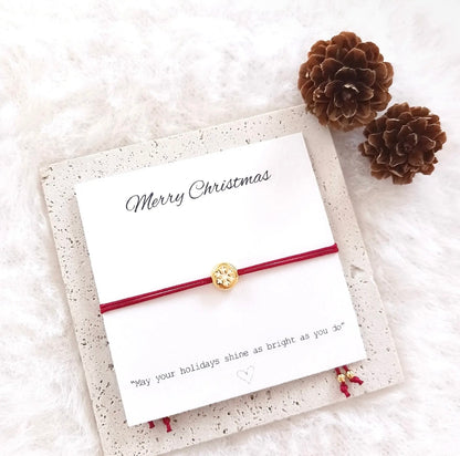Queen Handmade Creations - Βραχιόλι Χιονοστιβάδα με Χρυσό Επιχρυσωμένο Στοιχείο σε Κάρτα Δώρου