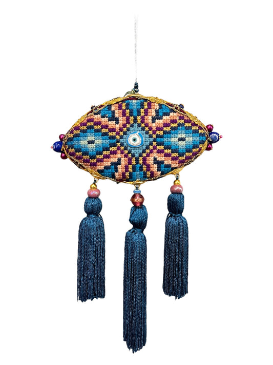 Kabiadesign- Χειροποίητο Διακοσμητικό Γούρι με φούντες 27