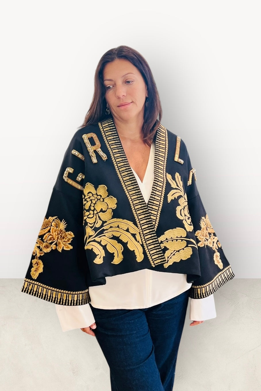 Charizma - Glam Μαύρο Α γραμμή Σακάκι με Χρυσό Κέντημα & Στρας