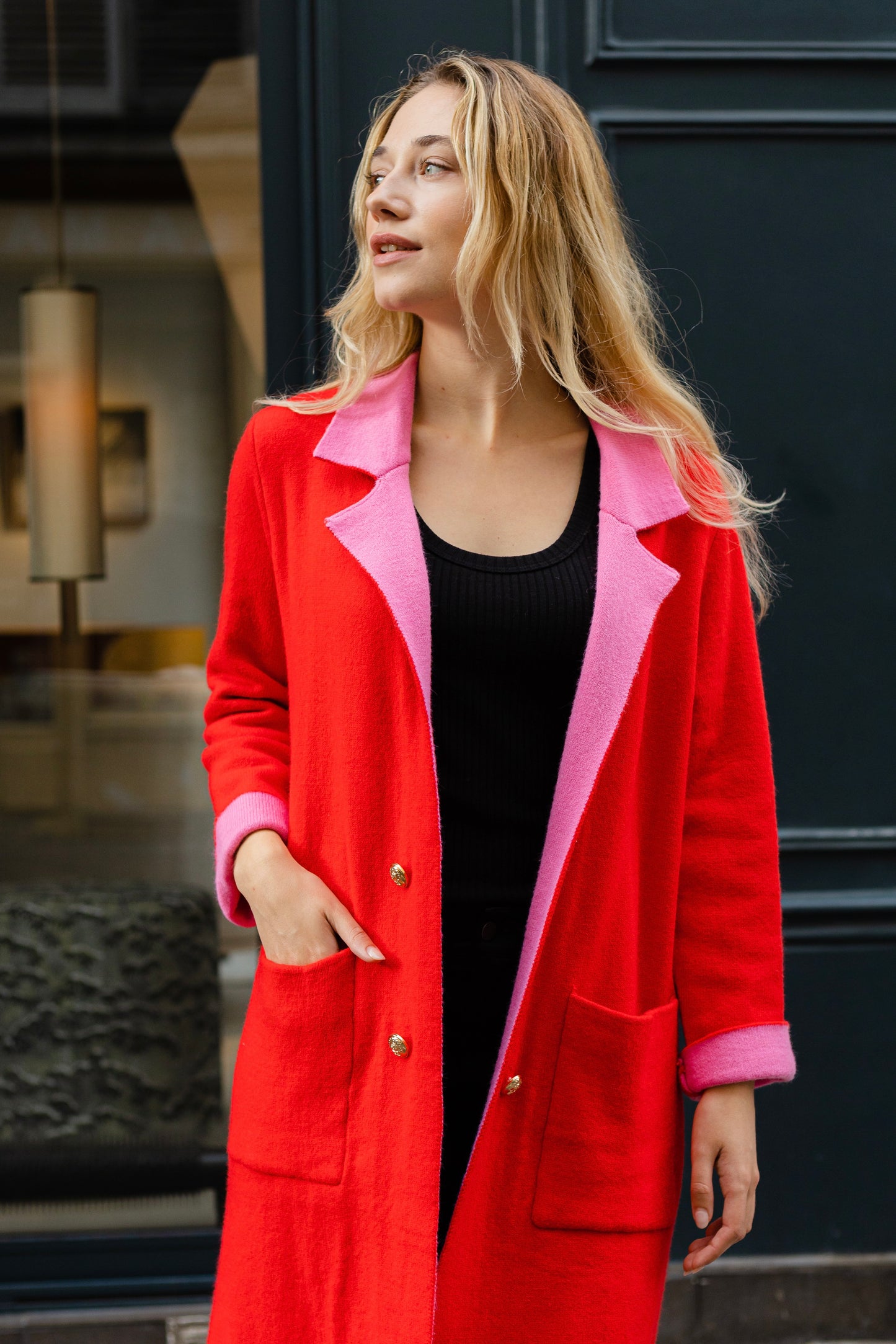 Orlinn - Ζακέτα Midi με Διπλή Απόχρωση στο Πέτο & Διακοσμητικά Χρυσά Κουμπιά Κόκκινη