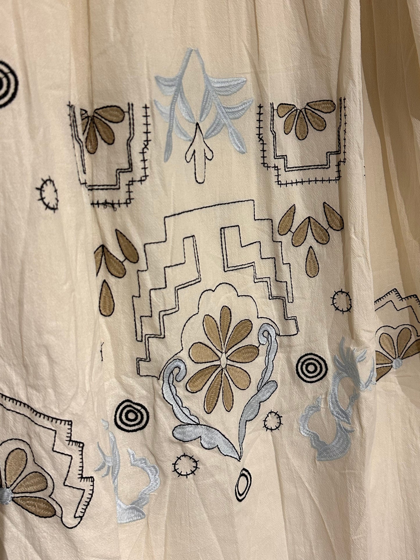 Charizma - Boho φόρεμα με κεντήματα και μανίκια 3/4