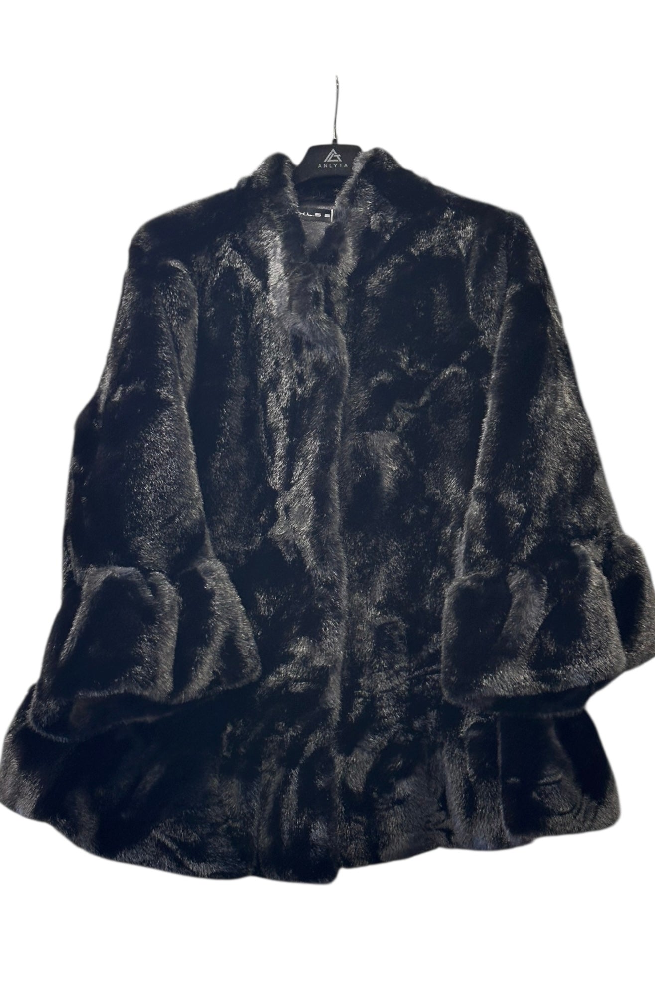 Charizma - Συνθετική Γούνα με Βολάν Μαύρη