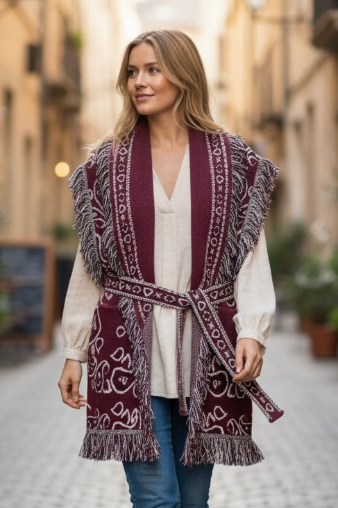 Orlinn - Αμάνικη Ζακέτα Boho Chic με Κρόσσια & Ζώνη Μπορντό