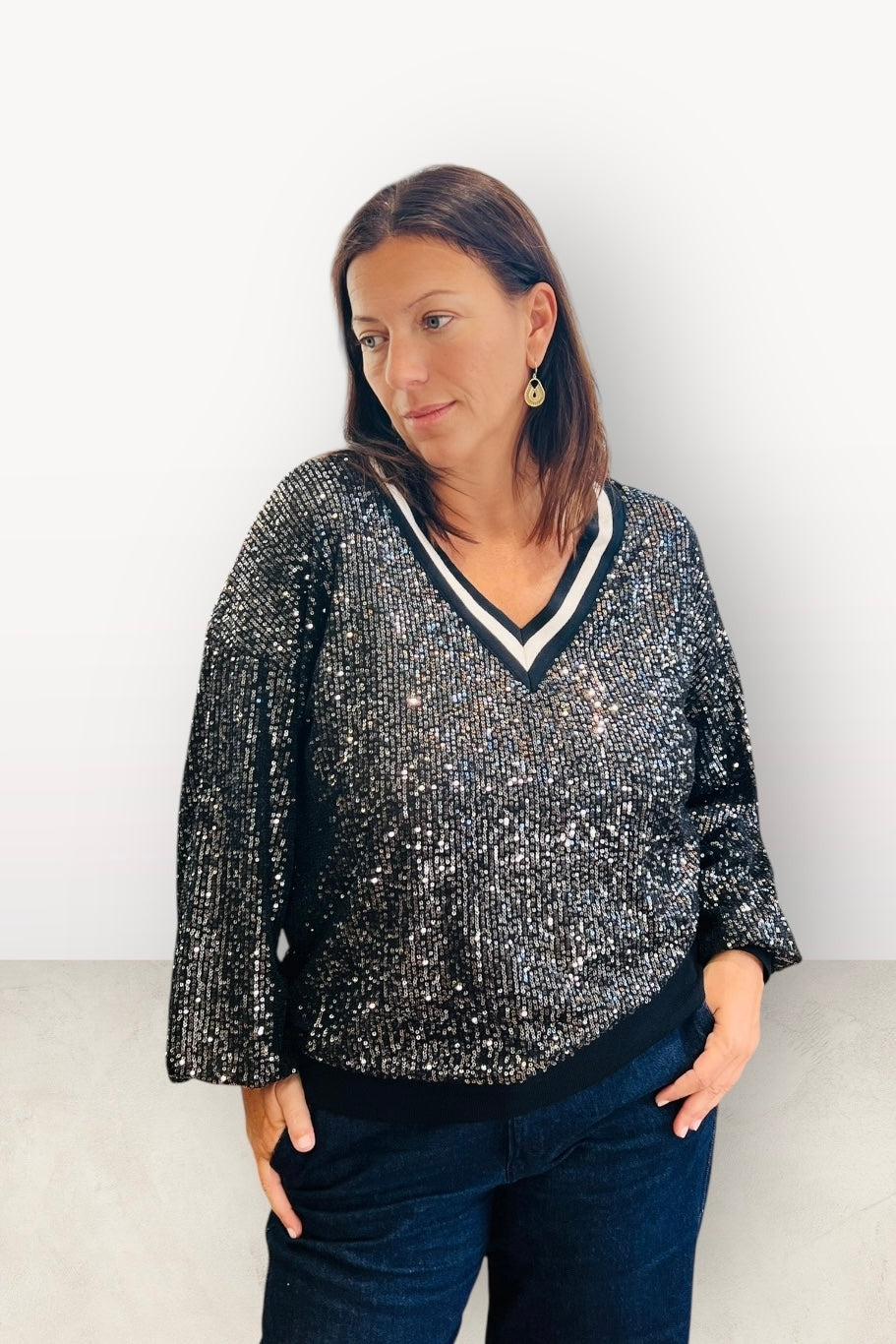 Figaro - Μπλούζα με Παγιέτες & V-Λαιμόκοψη