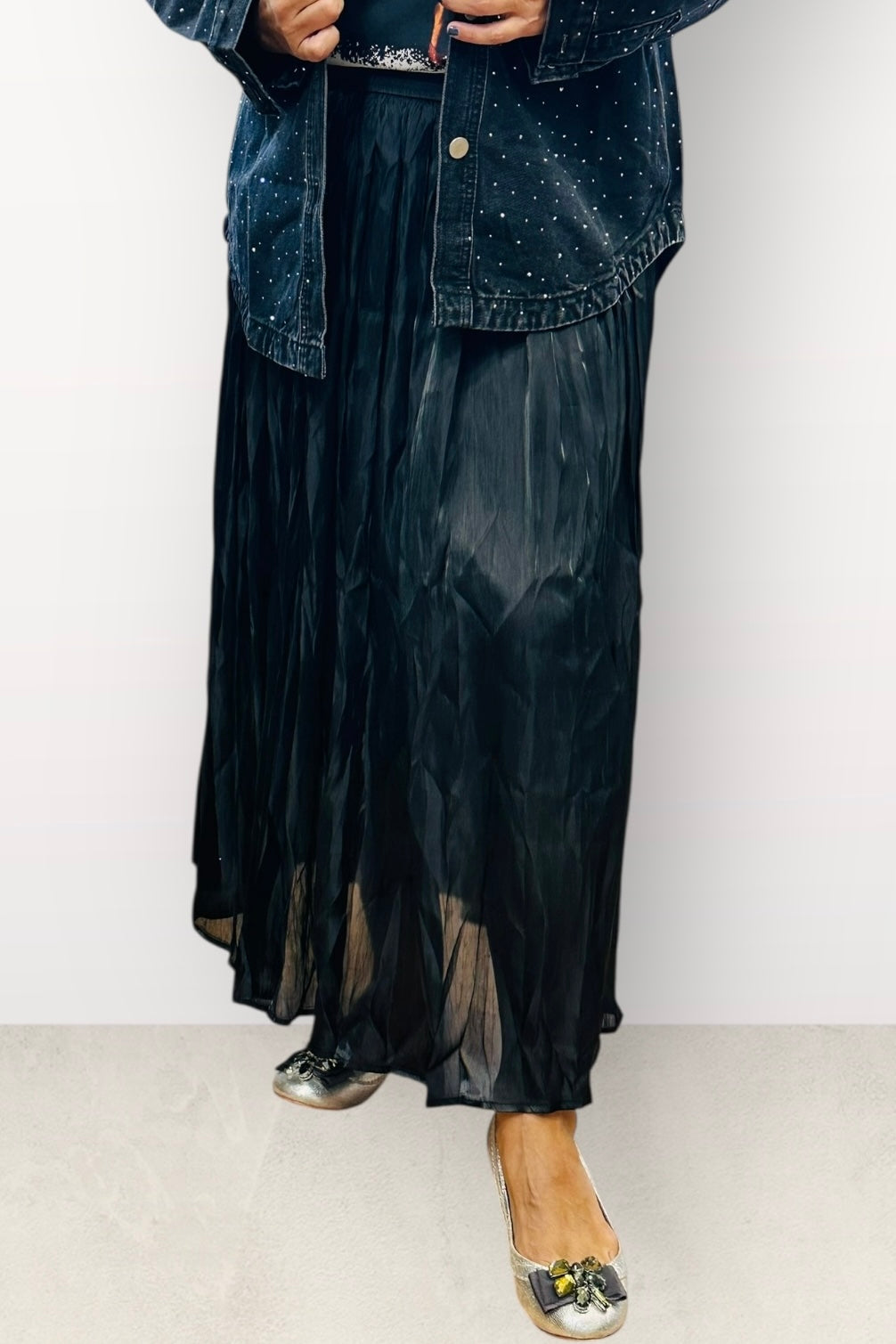 Charizma - Πλισέ Φούστα με Μεταλιζέ Απόχρωση Μαύρη