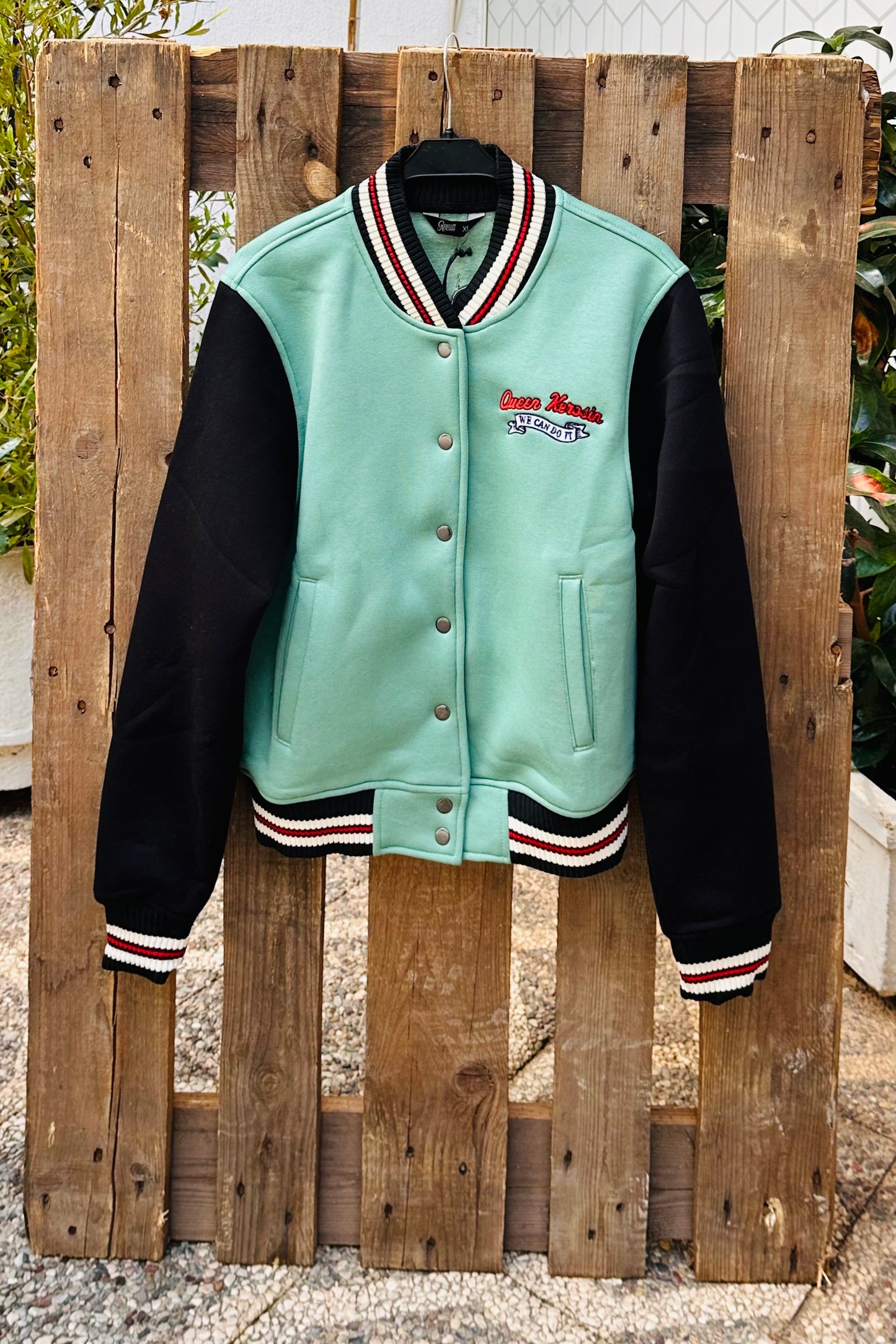 Queen Kerosin - Κολεγιακό Τζάκετ «We Can Do It» Μέντα