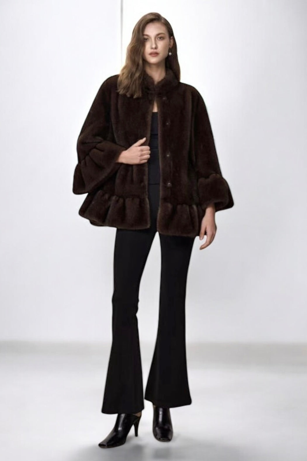 Charizma - Συνθετική Γούνα με Βολάν Καφέ