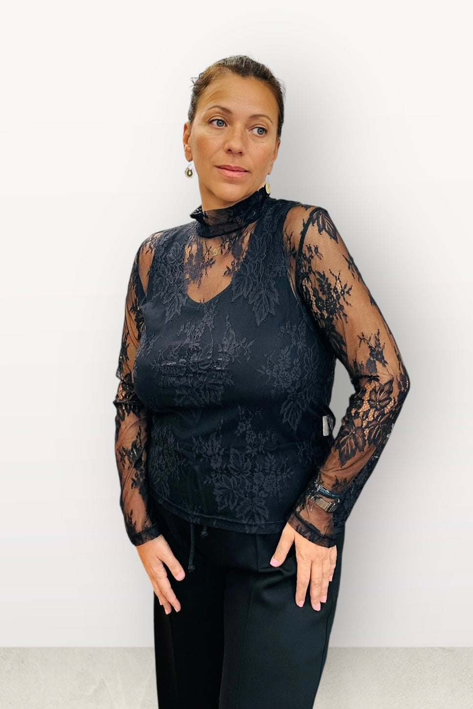 Figaro - Μπλούζα Δαντέλα με Μακρύ Μανίκι & Ψηλό Γιακά