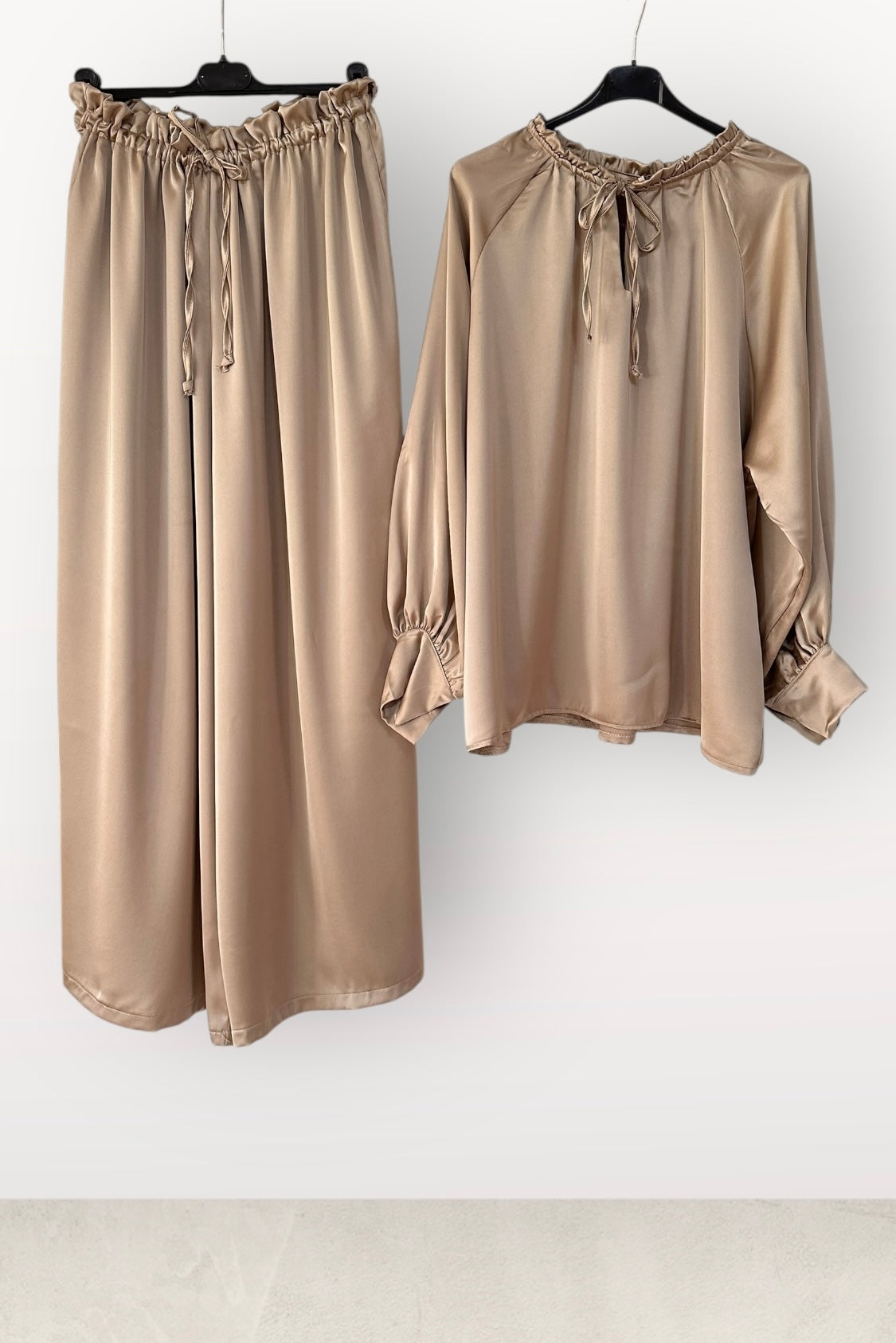 Charizma - Σετ Αέρινη Μπλουζα & Παντελόνα Σατέν Μπεζ