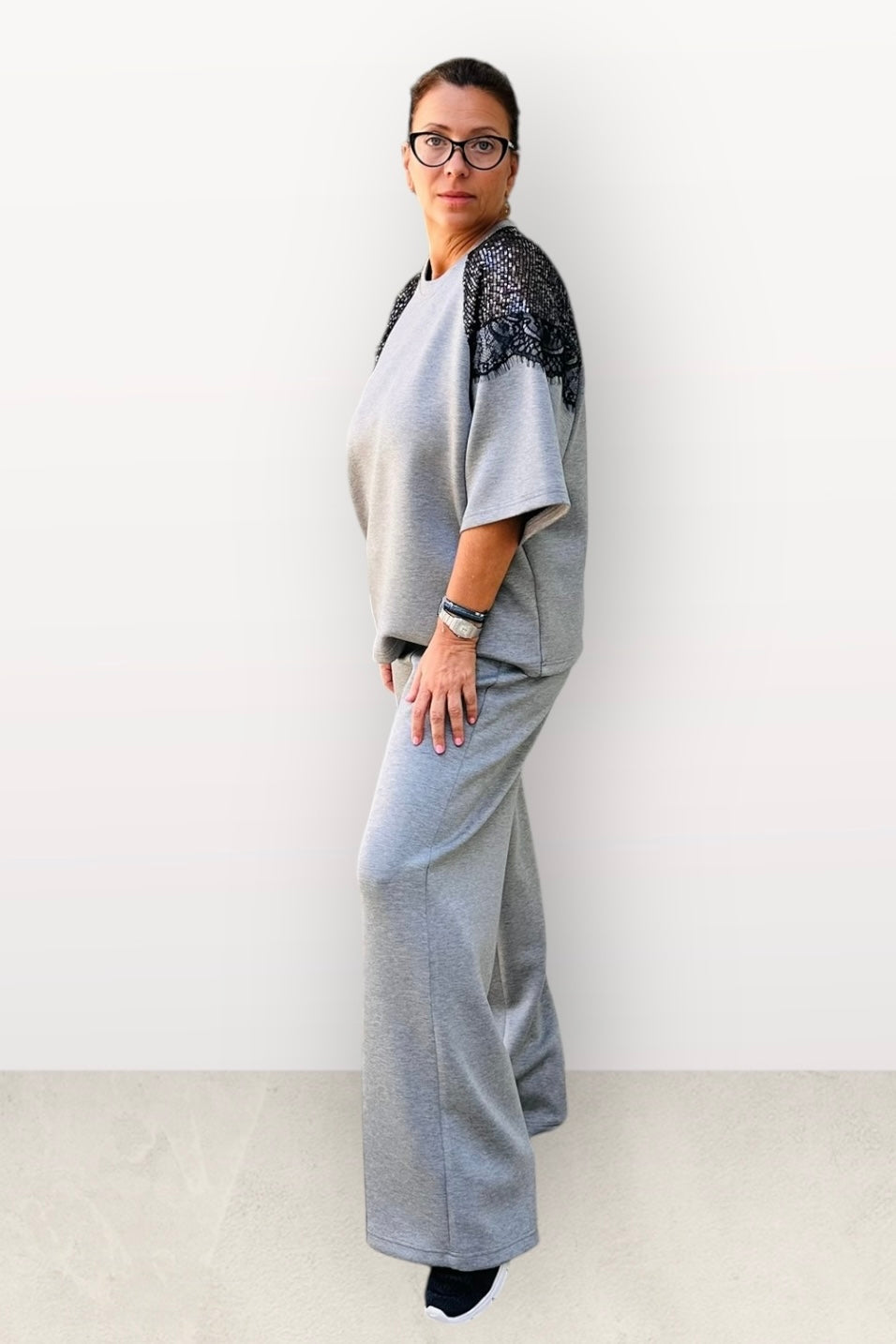 Figaro - Μπλούζα με Δαντέλα & Παγιέτα στους Ώμους Γκρι