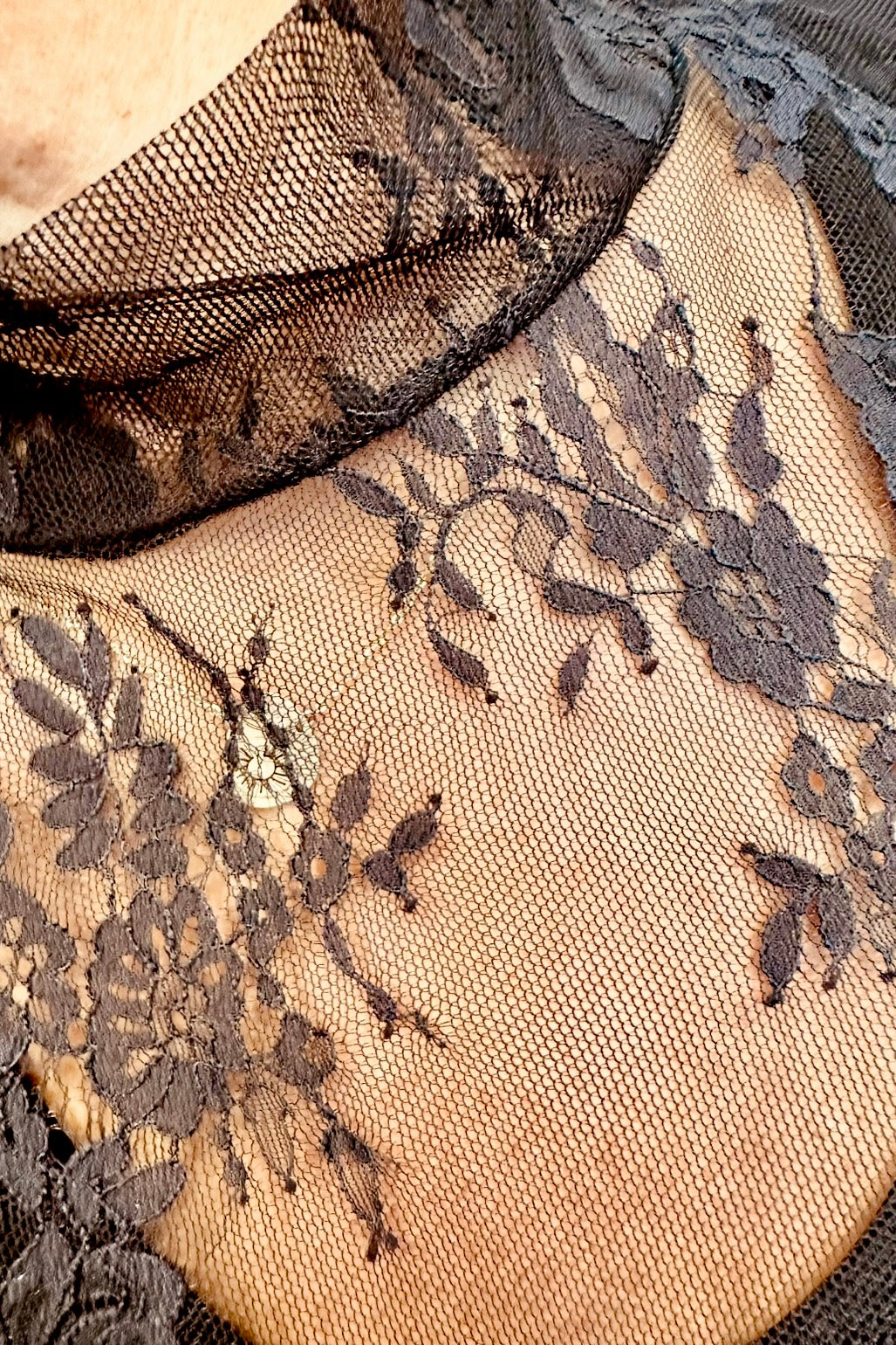 Figaro - Μπλούζα Δαντέλα με Μακρύ Μανίκι & Ψηλό Γιακά