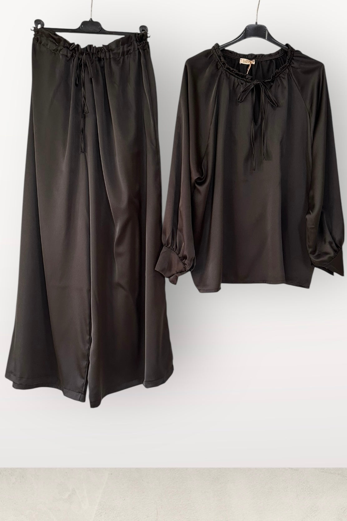 Charizma - Σετ Αέρινη Μπλουζα & Παντελόνα Σατέν Μαύρο