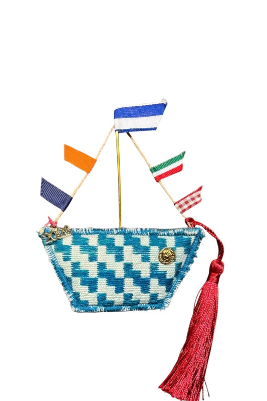Maria Davilla - Χειροποίητο Καραβάκι από Υφαντό Με Σημαιάκια Γαλάζιο