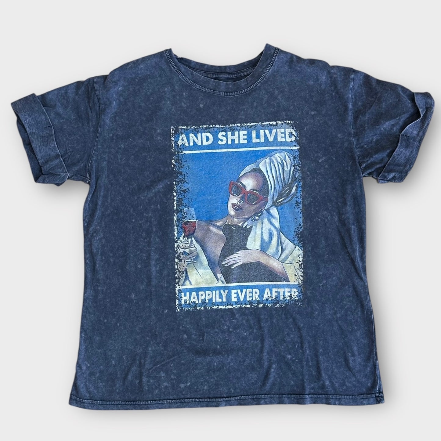 Charizma Μπλούζα T-shirt “And she Lived Happily Ever After”