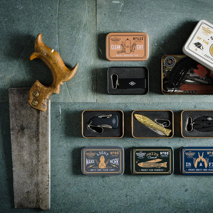Gentlemen's Hardware Mini Tool Kit – Πολυχρηστικό Εργαλείο 5 σε 1 Με Φακό