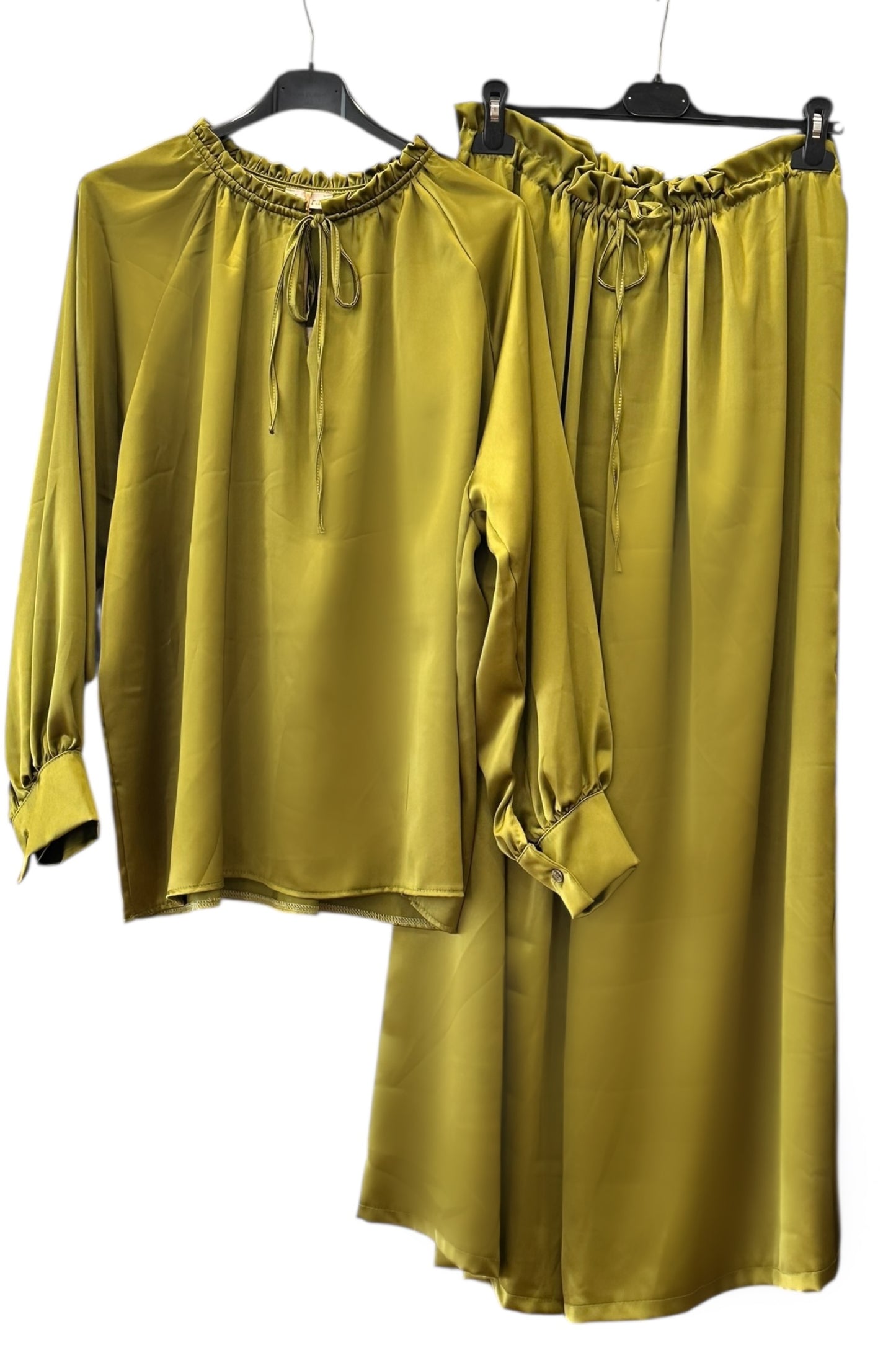 Charizma - Σετ Αέρινη Μπλουζα & Παντελόνα Σατέν Πράσινο