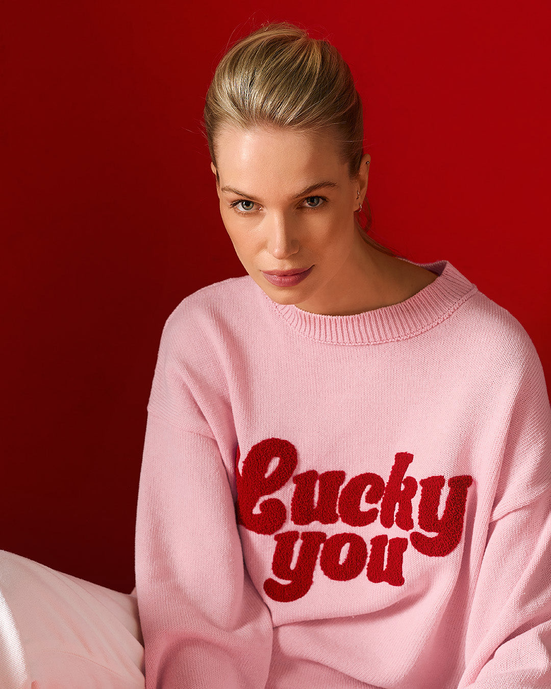 Tailor Made - Unisex Oversized Πλεκτό Πουλόβερ Ροζ με Κέντημα “Lucky You”