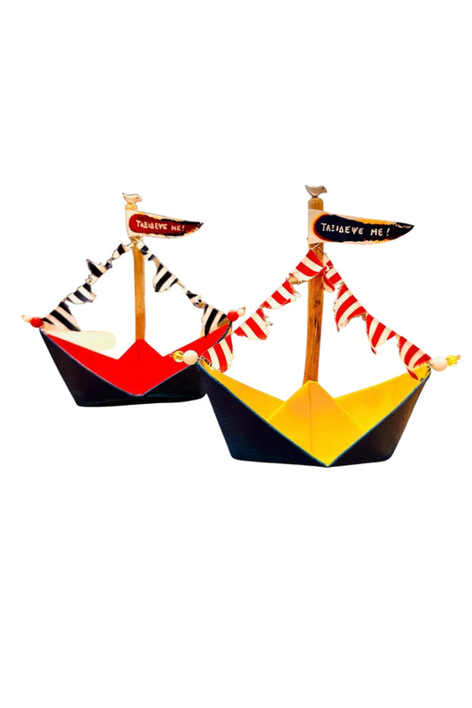 Marina Loves Paper Boats- Χάρτινο Καραβάκι Ταξίδεψέ Με!