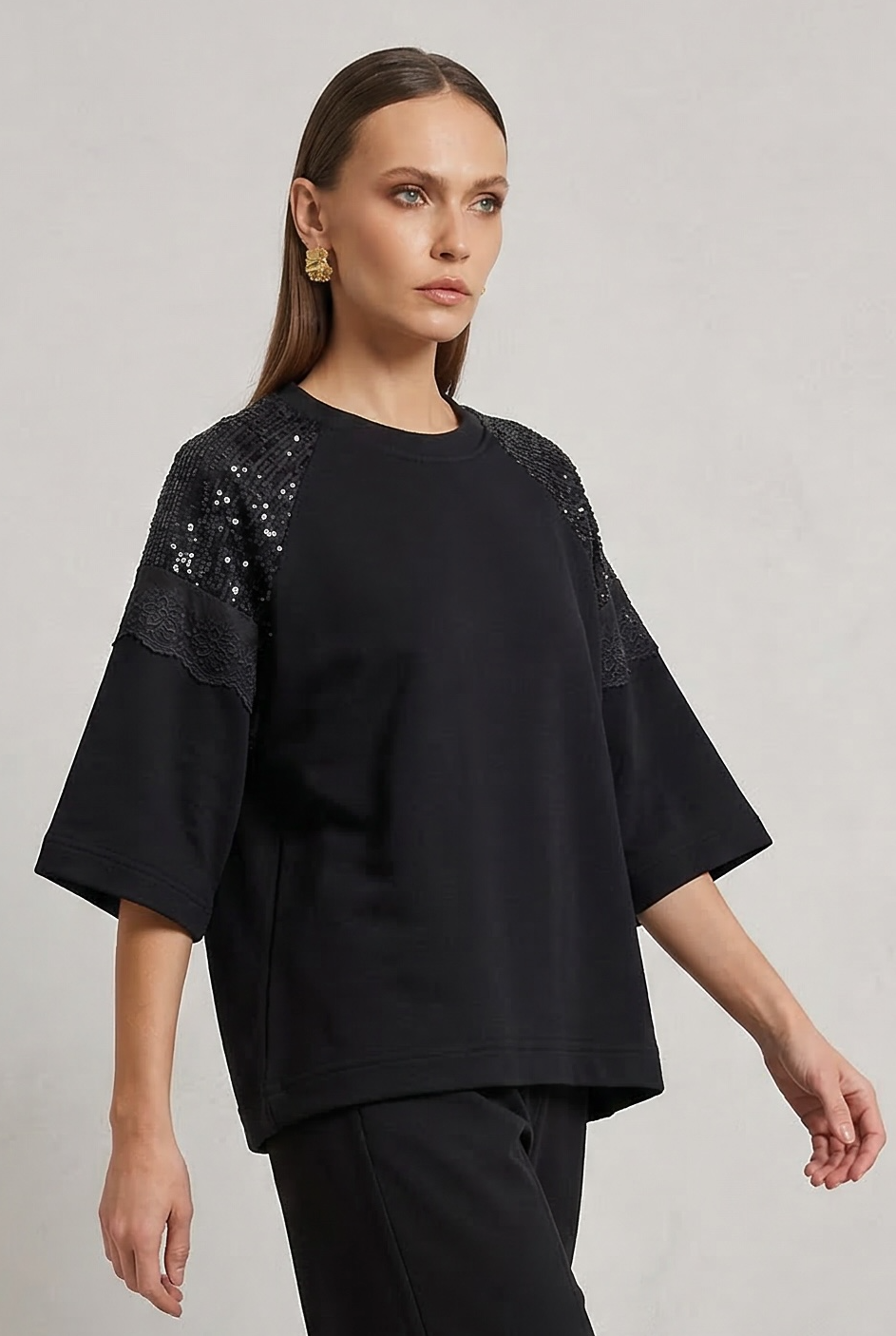 Figaro - Μπλούζα με Δαντέλα & Παγιέτες στους Ώμους Μαύρη