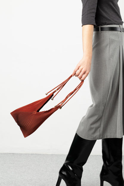 Multitudes - Τσάντα Baby Bag Πλισέ από Σατέν «Picante» 17x28 εκ.