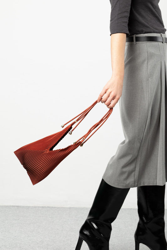 Multitudes - Τσάντα Baby Bag Πλισέ από Σατέν «Picante» 17x28 εκ.