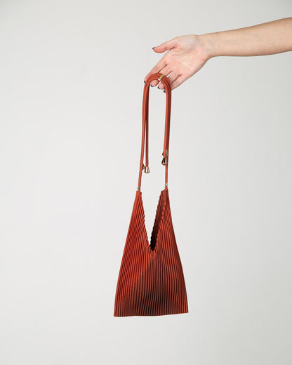 Multitudes - Τσάντα Baby Bag Πλισέ από Σατέν «Picante» 17x28 εκ.